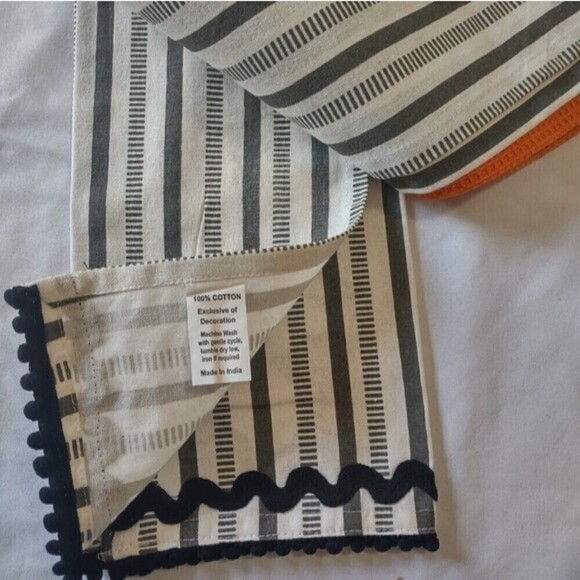 Boo Gnome set of 2 Halloween Kitchen Towels - Picture 6 of 6